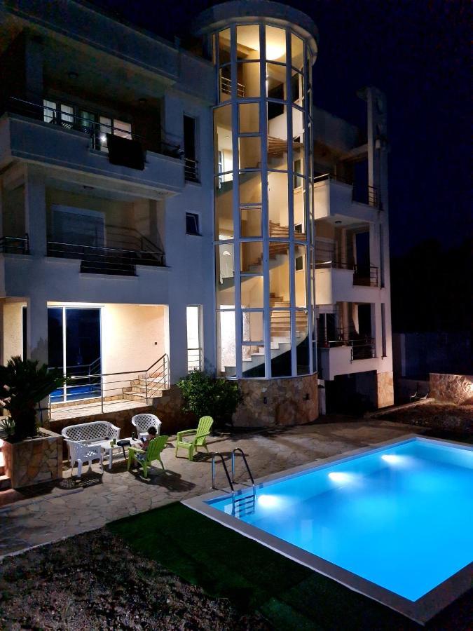 Kopernikus Apartments Улцинь Экстерьер фото