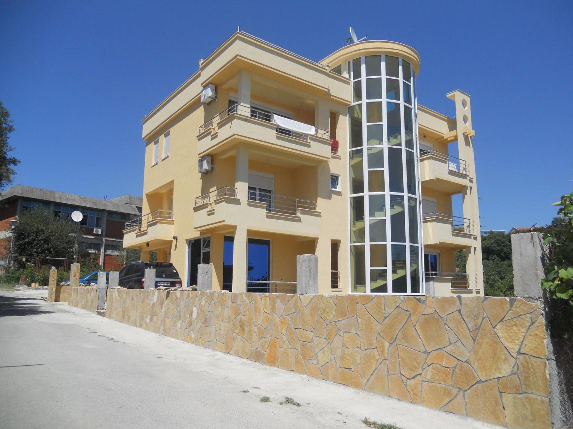 Kopernikus Apartments Улцинь Экстерьер фото