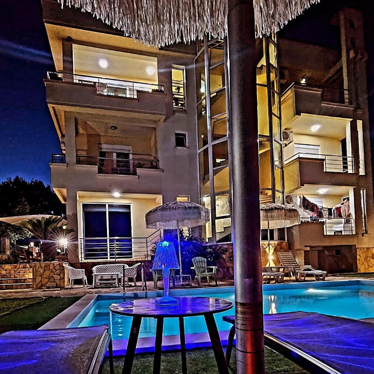 Kopernikus Apartments Улцинь Экстерьер фото